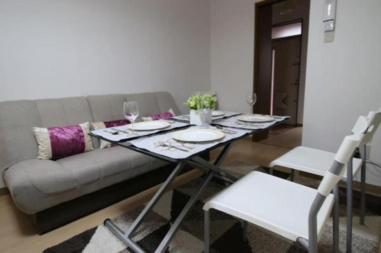 Primrose Apartment Osaka Exterior photo
